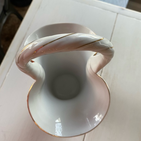 Formalities Baum Brothers Poinsettia Basket Vase - Picture 2 of 6